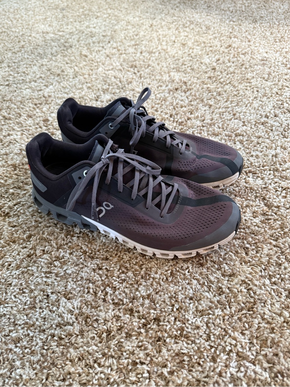 On Cloud Men's Cloudtec Running Shoes - Black w/Dark Puprle/Red Tint Mens 11.5